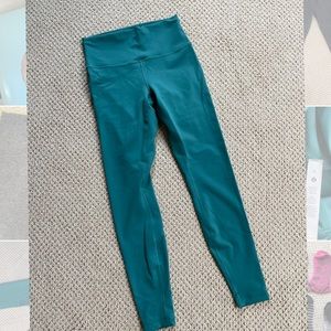 Lululemon size 8 teal leggings